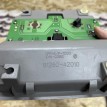 Плафон освещения передний Toyota RAV 4 III (XA30)  оригинальный номер 81260-42010-B1