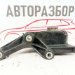 Опора двигателя передняя Opel Astra J 2009-2018 Opel Astra оригинальный номер 13268880