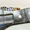 Ответная часть замка капота Volkswagen PASSAT Volkswagen Passat