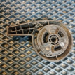Ручка регулировки сиденья правого Opel Astra J Opel Astra оригинальный номер 13257192