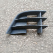 Решетка в бампер левая Шкода Фабия 2 Skoda Fabia оригинальный номер 5J0853665A