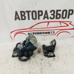 Петли двери задней левой VW Golf Mk5 2003-2009 Volkswagen Golf оригинальный номер 1K9833401C