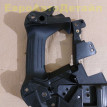 Кронштейн накладки торпедо Land Rover Defender 2 Land Rover Defender оригинальный номер LR146349