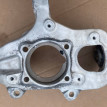 Кулак правый передний Mercedes-Benz M-класс W166 Mercedes-Benz M-klasse оригинальный номер A1663301020