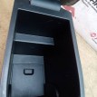 Название детали Подлокотник Модель KIA Sorento XM Kia Sorento  оригинальный номер 846602P100VA