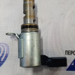 Клапан изменения фаз ГРМ Volkswagen Golf 2006-2008 Skoda Yeti оригинальный номер 03C906455A