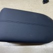 Крышка подлокотника Toyota RAV 4 V (XA50)  оригинальный номер 58920-42020-C1