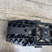 Кронштейн ручки двери Volkswagen Touareg 2 nf Volkswagen Touareg оригинальный номер 7p6839885