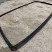 Уплотнитель лобового стекла Toyota Land Cruiser 80 Toyota Land Cruiser оригинальный номер 56121-60040