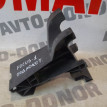 Кронштейн подлокотника Ford Focus 1 (б/у) Ford Focus оригинальный номер YS4XA047A20AD