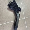 Педаль газа Mazda Demio 2005 г Mazda 2 оригинальный номер 1988003370