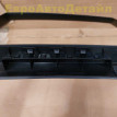 Накладка задней двери Land Rover Defender 2 (L663) Land Rover Defender оригинальный номер LR149592