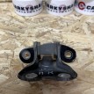 Петля двери передней правой нижняя Toyota Land Cruiser 200 Series  оригинальный номер 68730-12120
