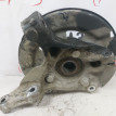 Кулак поворотный передний правый Opel Astra J Opel Astra оригинальный номер 13502828