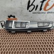 Блок кнопок в центральной консоли BMW 7er 