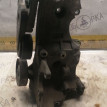Кронштейн навесного Audi A4 B6 B7 1.8 Audi 200 оригинальный номер 06D903141G