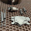 Колодки ручника BMW X3 оригинальный номер 34 41 0 417 558, 34 41 0 417 558, 34410417558, 0417558, 34 41 0 304 483, 34410304483, 0304483, 34 41 6 761 293, 34416761293, 6761293, 34 41 0 393 646, 34410393646, 0393646, 34 41 6 756 538, 34416756538, 6756538, 34 41 0 148 879, 34410148879, 0148879, 34 4