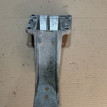 Кронштейн двигателя левый BMW 5 E39 M52B25 1998 BMW 5er оригинальный номер 22 11 1 092 973