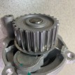 Помпа водяная Audi A4 2002 г Audi 200 оригинальный номер CW0193