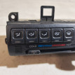 Блок управления климатической установкой Nissan Bluebird оригинальный номер 275100E000