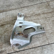 Opel Astra (J) Кронштейн крепления крыла правый Opel Astra оригинальный номер 13276369