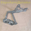 Петля капота Land Rover Defender 2 (L663) Land Rover Defender оригинальный номер LR131690