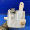 Бачок омывателя с насосом Toyota Hiace XH100 2004 Toyota HiAce оригинальный номер 8531526072