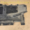 Защита днища боковая Land Rover Defender 2 (L663) Land Rover Defender оригинальный номер LR153683