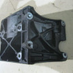 Кронштейн кондиционера Ford C-MAX 2003-2011 Ford C-MAX оригинальный номер 1715451