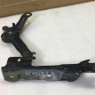 Петля капота правая Cadillac Escalade 3 (2006-2014) Cadillac Escalade 