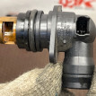 Угловой штуцер BMW 5er оригинальный номер 11 61 8 638 014, 11 61 8 638 014, 11618638014, 8638014, 11 61 7 561 408, 11617561408, 7561408, 11 61 7 530 271, 11617530271, 7530271