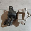Опора КПП левая Hyundai Solaris оригинальный номер 218321R200