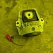 Подушка двигателя Audi A4  