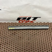 Уплотнитель капота боковой BMW 3er оригинальный номер 51 76 7 158 690, 51 76 7 158 690, 51767158690, 7158690, 51 23 7 150 644, 51237150644, 7150644