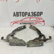 Петля капота левая Volkswagen Golf Mk5 2003-2009 Volkswagen Golf оригинальный номер 5K0823301B