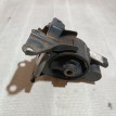 Опора двигателя левая Hyundai Coupe 