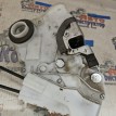 Замок боковой двери Toyota Prius 