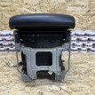 Подлокотник передний Toyota Land Cruiser 200 Series  оригинальный номер 88520-60360-C0