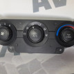 Блок управления печкой Kia Cerato 2003-2007 Kia Cerato оригинальный номер 972502F000