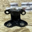 Петля двери задней правой верхняя Toyota Land Cruiser 200 Series  оригинальный номер 68750-60080