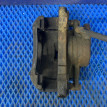 Суппорт передний правый Toyota Hiace Xh10 Toyota HiAce оригинальный номер 4773026122