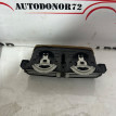 Дефлектор воздушный центральный Toyota Yaris II Toyota Yaris оригинальный номер 556700D010B0