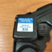 Датчик AirBag передний правый Toyota Prius NHW20 Toyota Prius оригинальный номер 8917347040