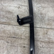направляющая стекла двери Land Rover Freelander 2 Land Rover Freelander оригинальный номер LR010317