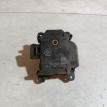 Моторчик заслонки отопителя Toyota Prius оригинальный номер 0637007040