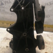 Кронштейн навесного Audi A4 B6 B7 1.8 Audi 200 оригинальный номер 06D903141G
