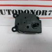 Моторчик заслонки отопителя Opel Astra J Opel Astra оригинальный номер 1845128