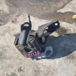 Подушка двигателя Toyota Ractis 