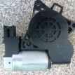 Моторчик стеклоподъемника Мазда Сх Mazda CX7 Mazda 2 оригинальный номер G22C5858X