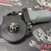 Мотор переднего левого стеклоподъемника Hyundai Tucson оригинальный номер 824052E000